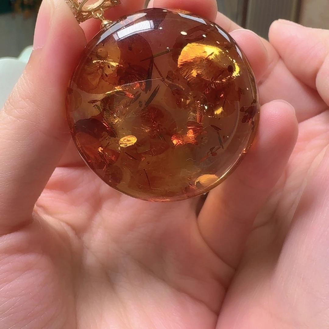 琥珀未镶嵌颈饰吊坠