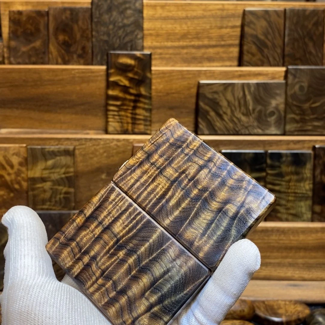 所***人阴沉木阴沉金丝楠木无事牌