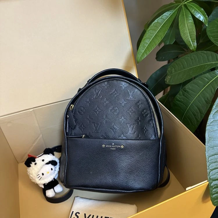 95新/路易威登/C8854114247/[251224CZ02]