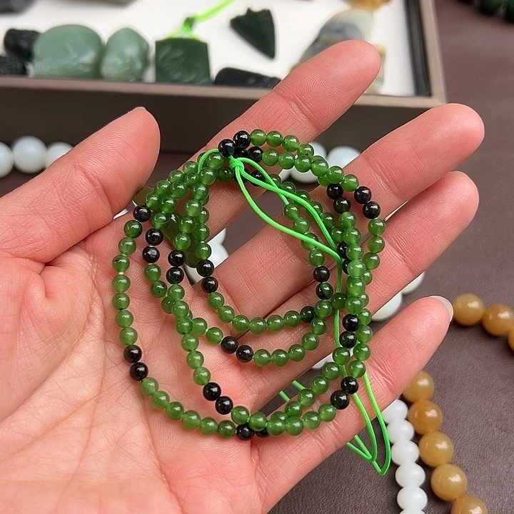 和田玉未镶嵌颈饰4