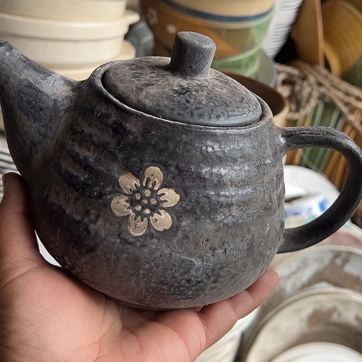 瓷粗＂瓷茶壶一支粗瓷