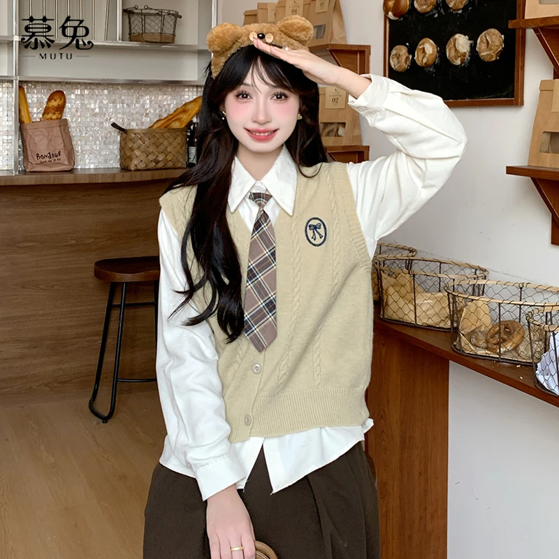 【粉丝专属】TU22158学院风套装女冬针织马甲背心长袖衬衫两件套