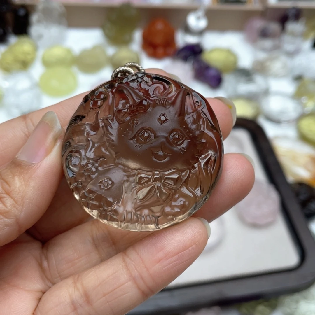 未镶嵌吊坠(不含链)水晶影**?