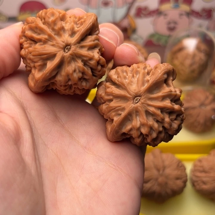 笑***梦文玩核桃把件1908秦闷