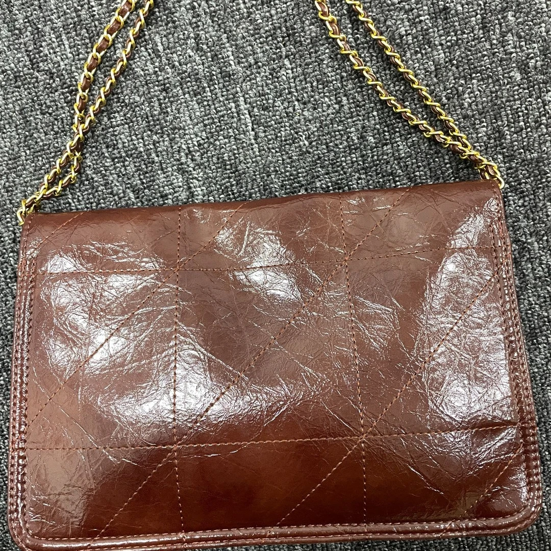 时尚新款打造真皮女士包斜跨时尚 10918 红色