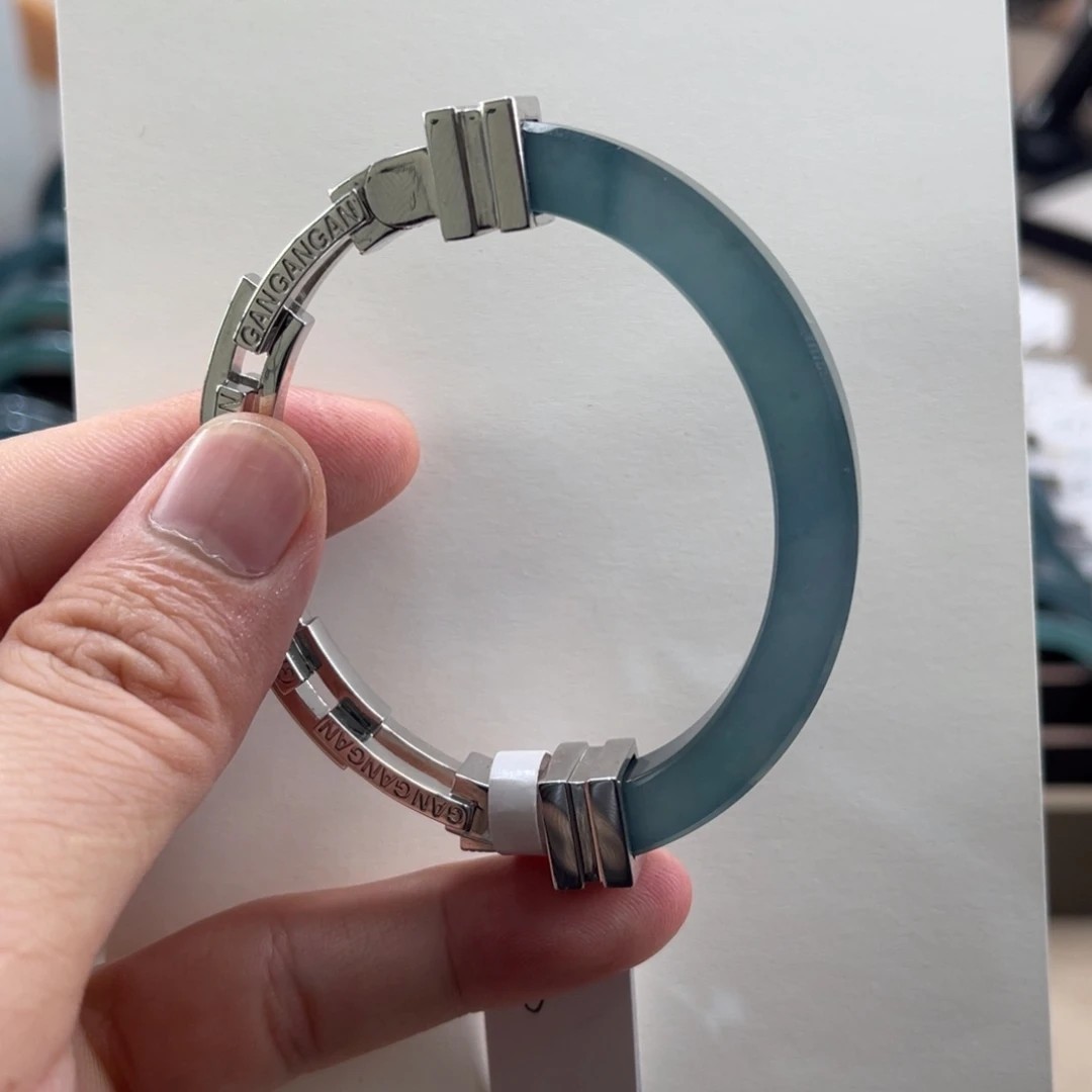 翡翠未镶嵌手镯贵妃开口镯51圈