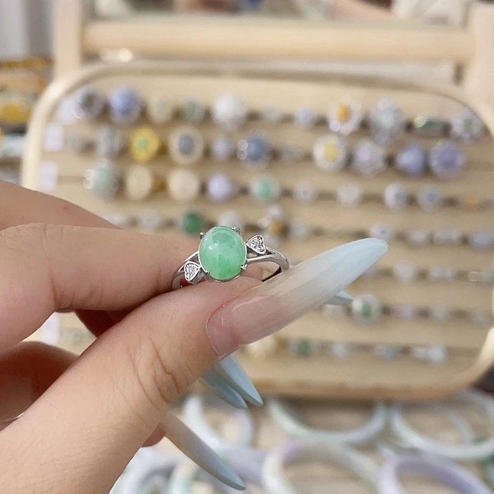 颈饰未镶嵌翡翠天然翡翠Ａ货