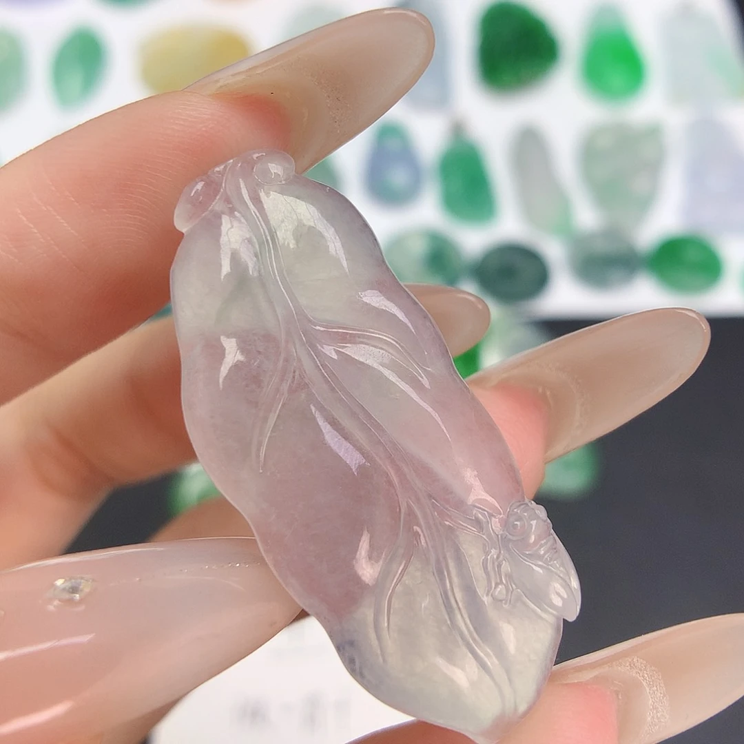 翡翠未镶嵌颈饰菩提叶