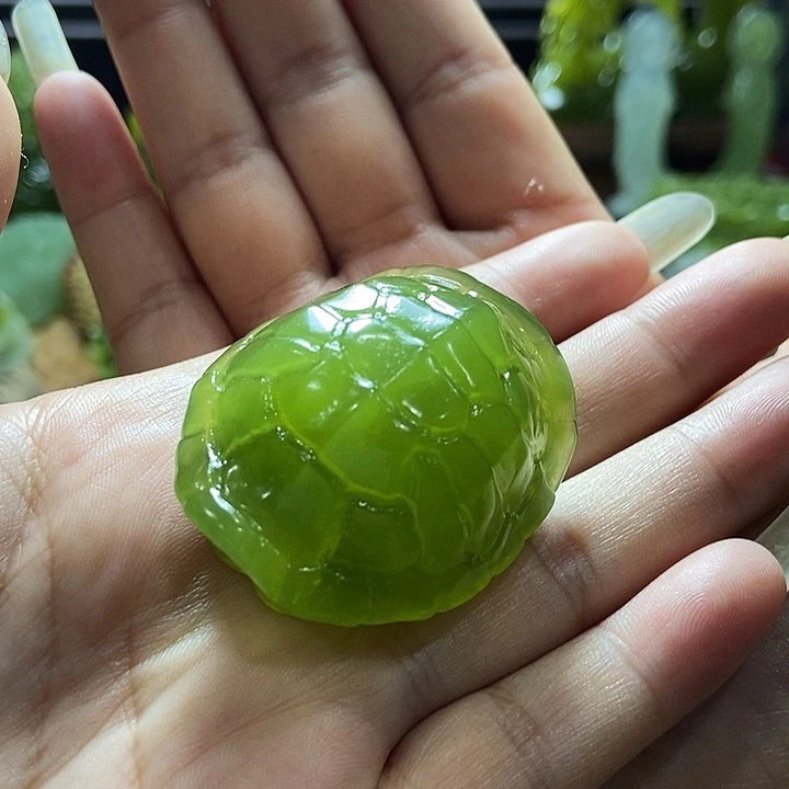 合金透闪石-蛇纹石玉珠宝奇石