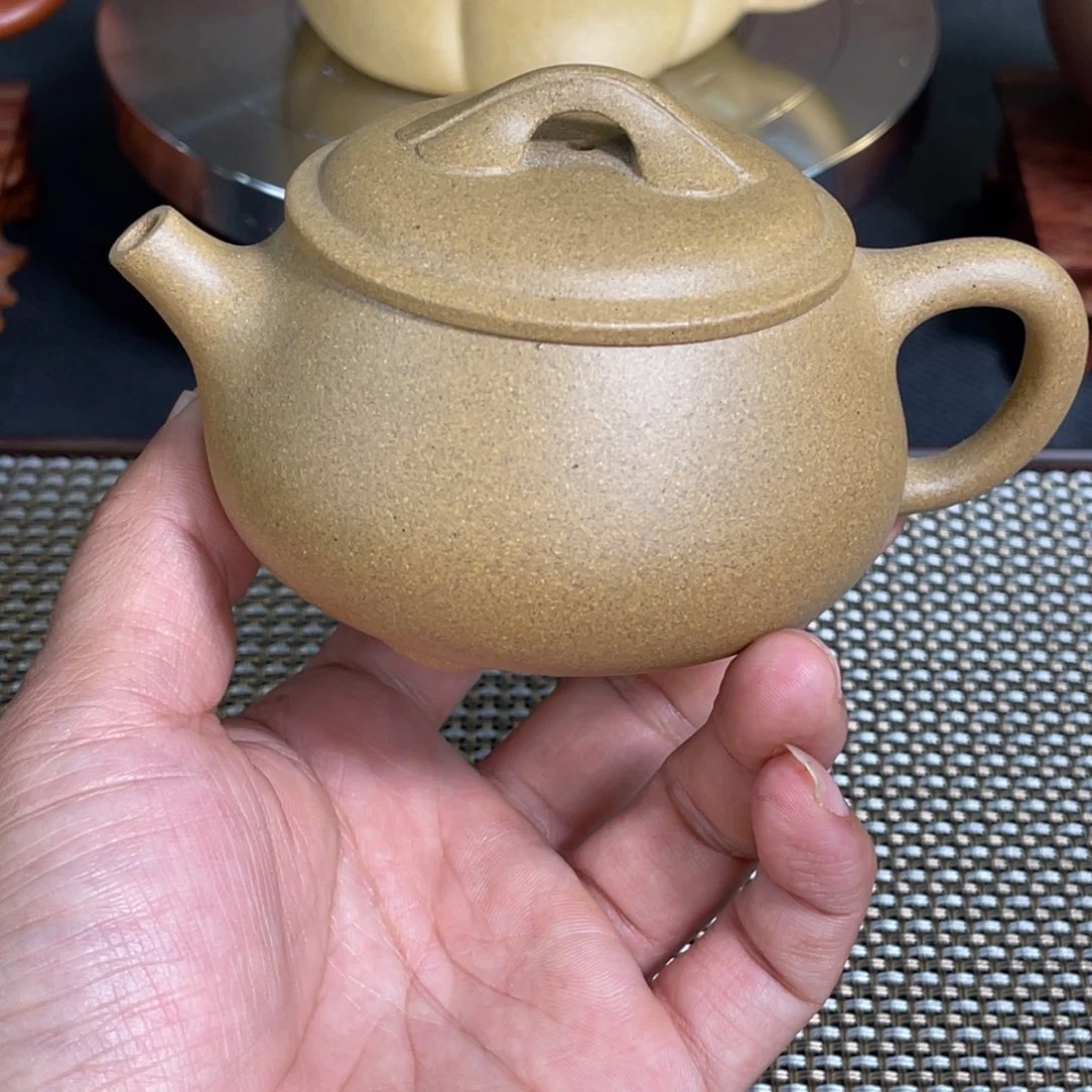 纯手工原矿紫砂壶青段泥制作