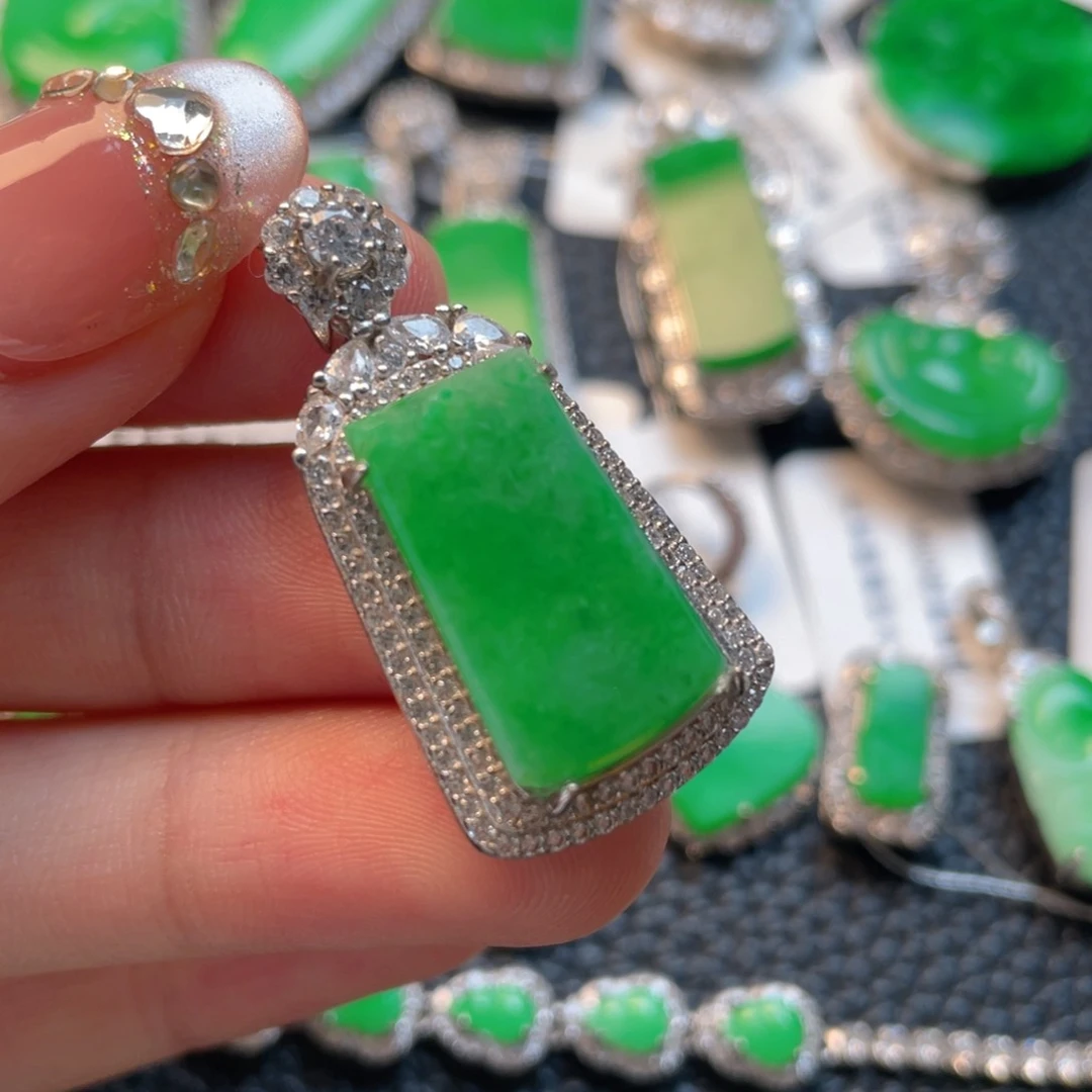 翡翠银S925镶嵌颈饰