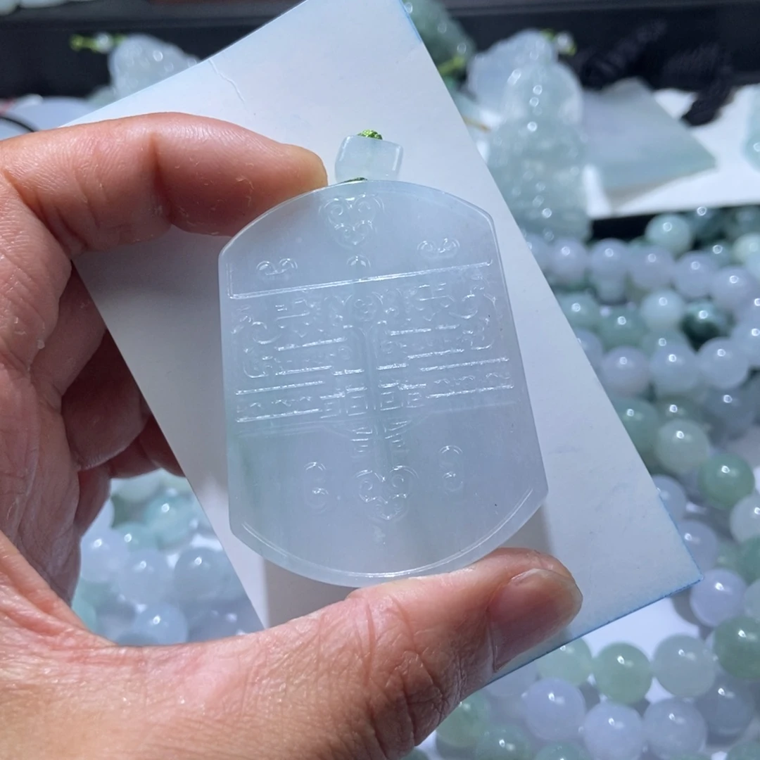 定制翡翠未镶嵌仿古牌