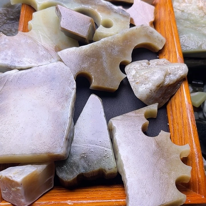 和田玉（糖玉）挂件未镶嵌户****）