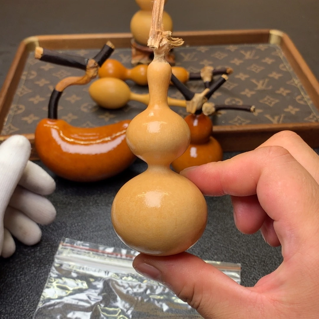 斯***心天然植物油烧热后