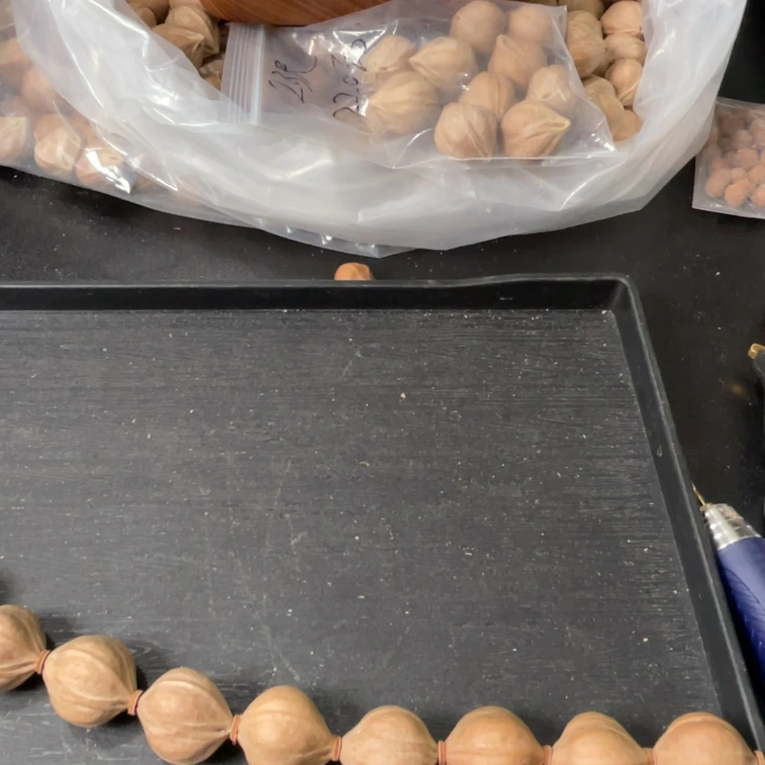 吊坠橄榄核一***啊