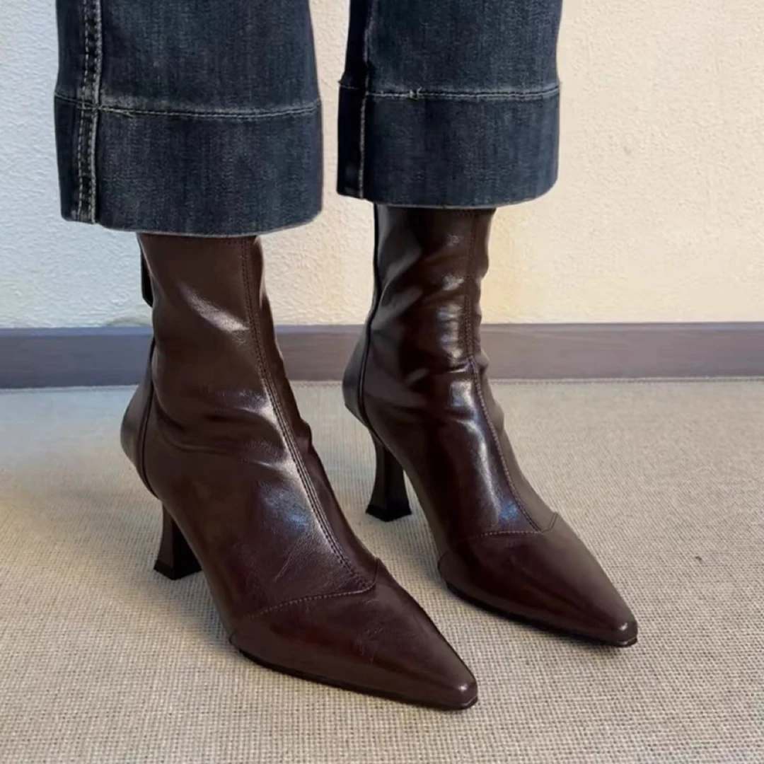 棕色高跟短靴女2025秋冬新款法式小踝靴加绒细跟尖头弹力瘦瘦靴子