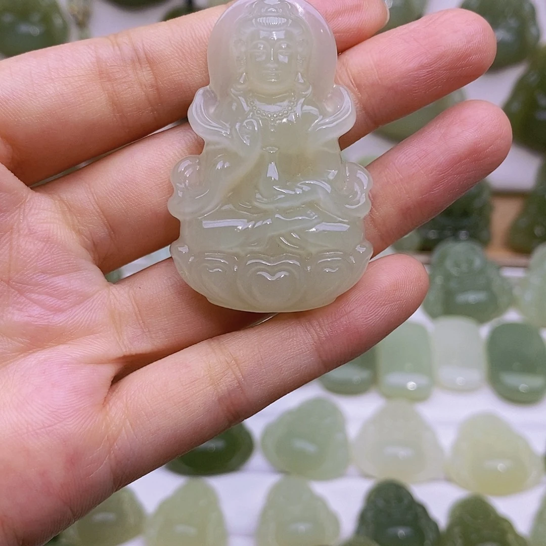 颈饰未镶嵌和田玉