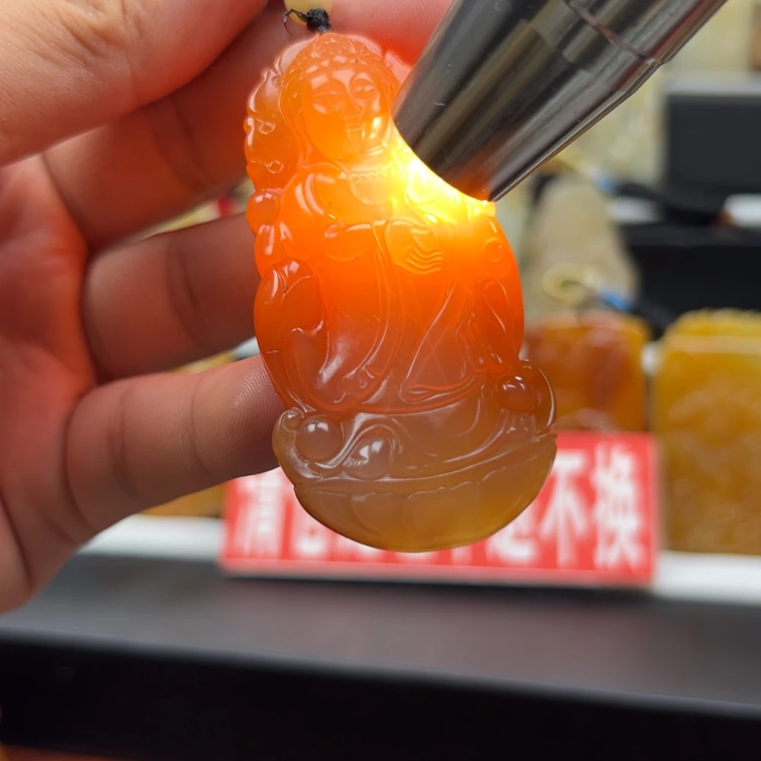 未镶嵌石英质玉（黄龙玉）黄龙玉