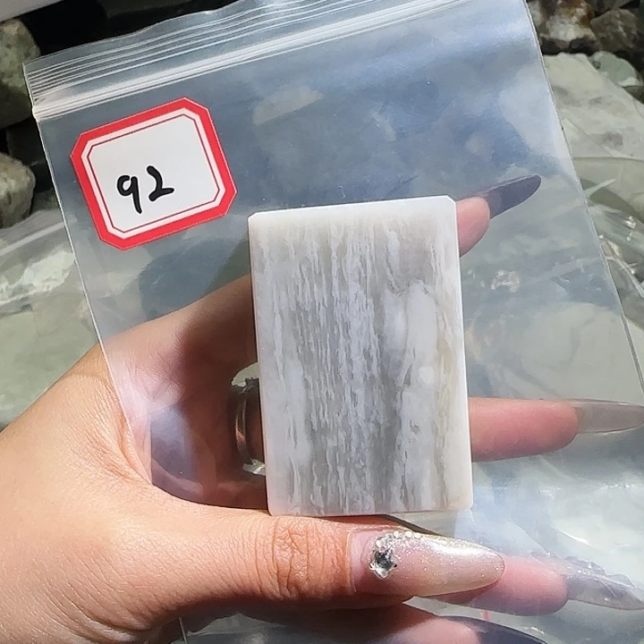 和田玉未镶嵌珠宝半成品