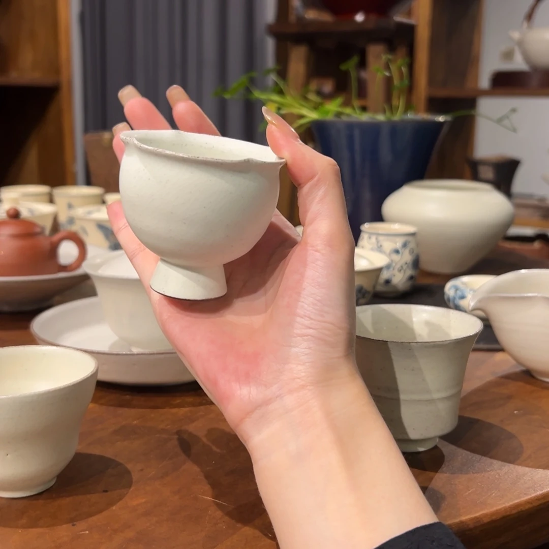 陶瓷。      陶瓷。
