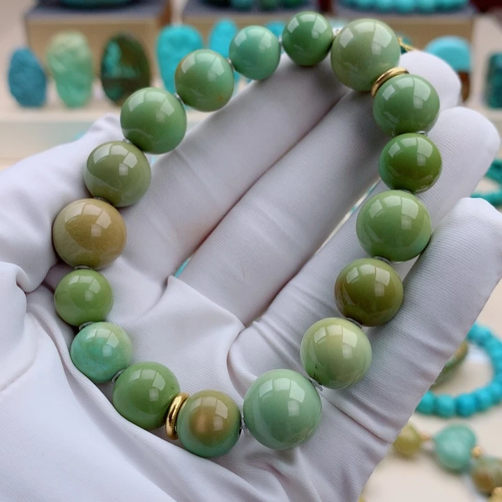 绿松石未镶嵌挂件