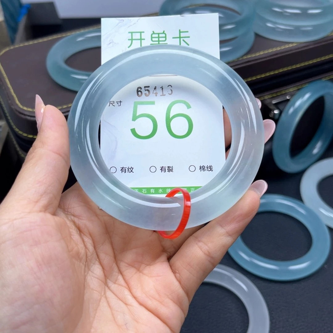 石英岩玉手镯未镶嵌