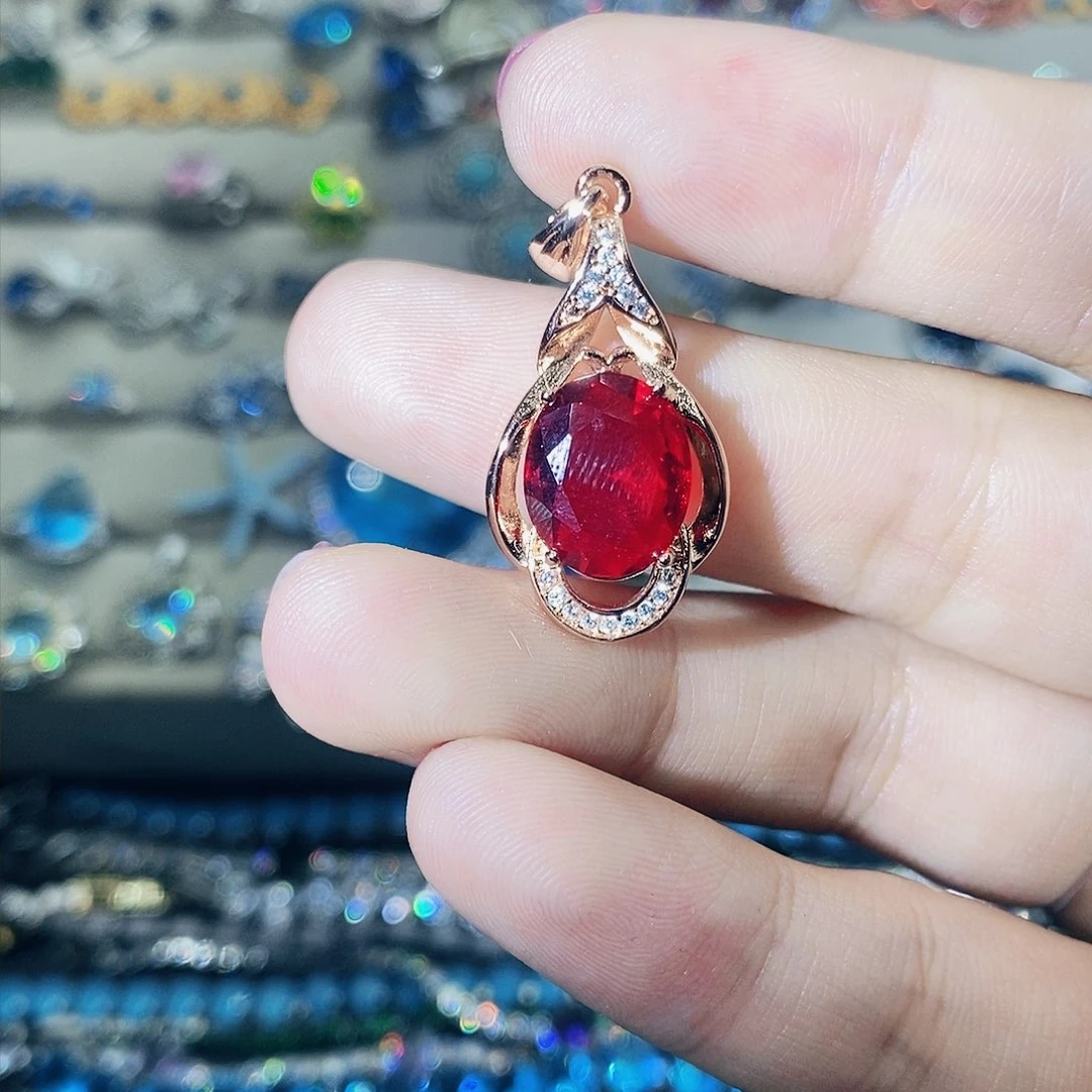 【闪购商品】银S925镶嵌托帕石耳饰