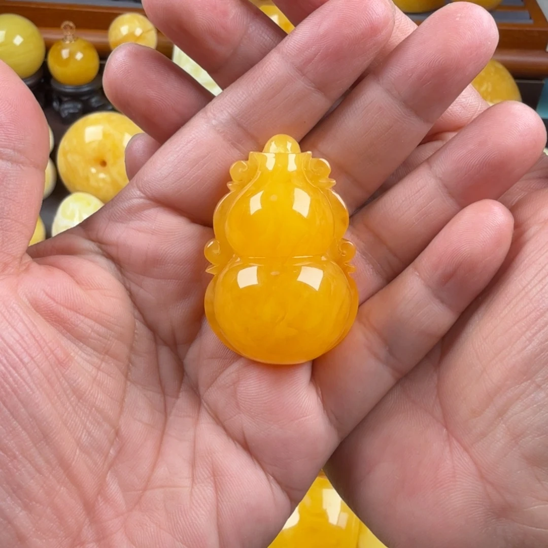 琥珀颈饰未镶嵌纯天然琥珀蜜蜡