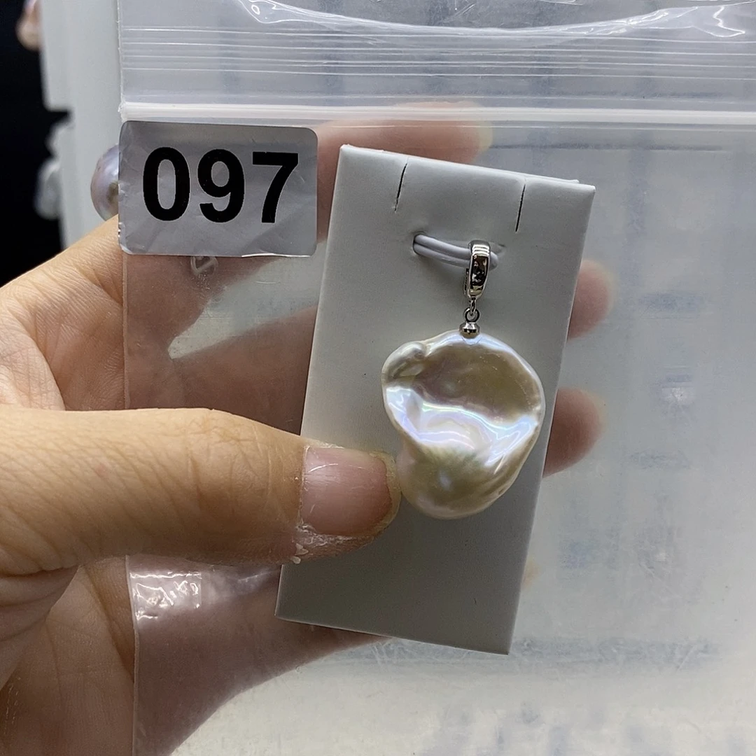 合金耳饰淡水珍珠