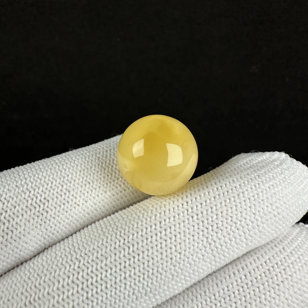 M4987天然原矿蜜蜡鸡油黄飘花 圆珠 16mm抖音基地质检发货