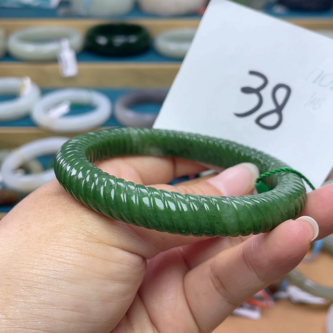 未镶嵌手镯和田玉圈口61+