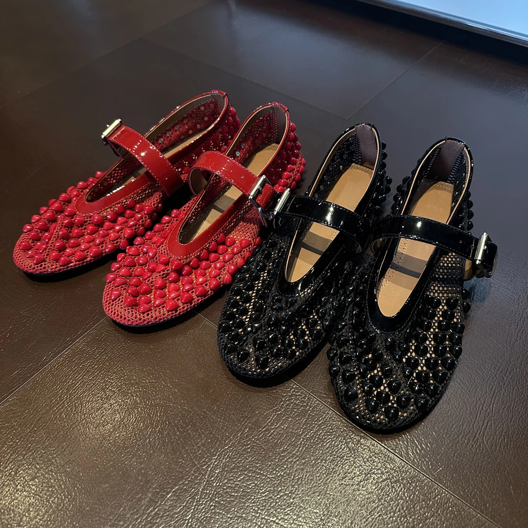 YOENMOM·春夏新品 复古风小众渔网镂空珍珠铆钉百搭平底玛丽珍