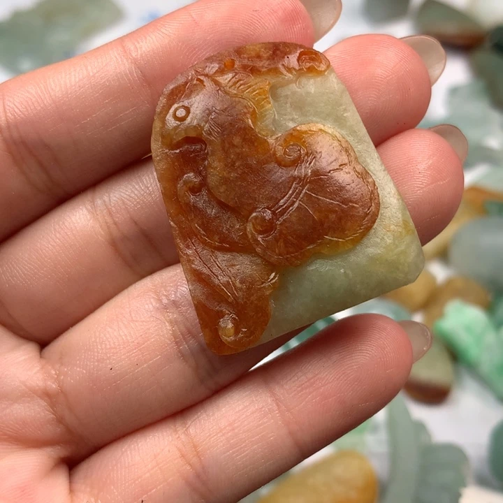 定制翡翠未镶嵌翡翠