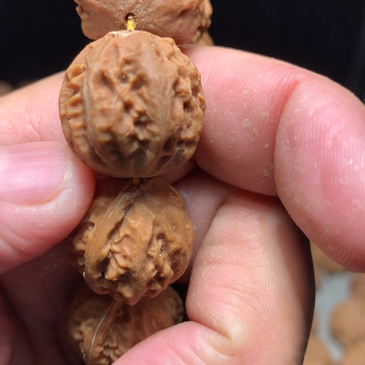 小***u桃核把件21八棱手持