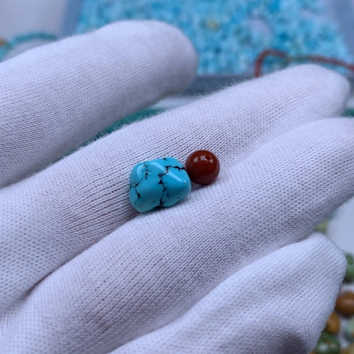 南红玛瑙未镶嵌珠宝奇石