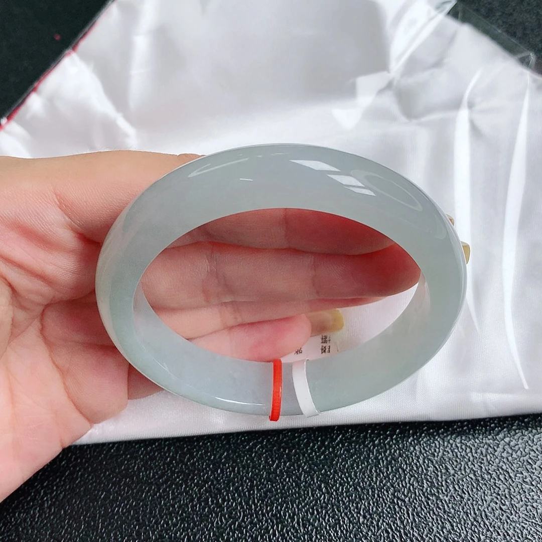 【闪购商品】翡翠手镯未镶嵌，56