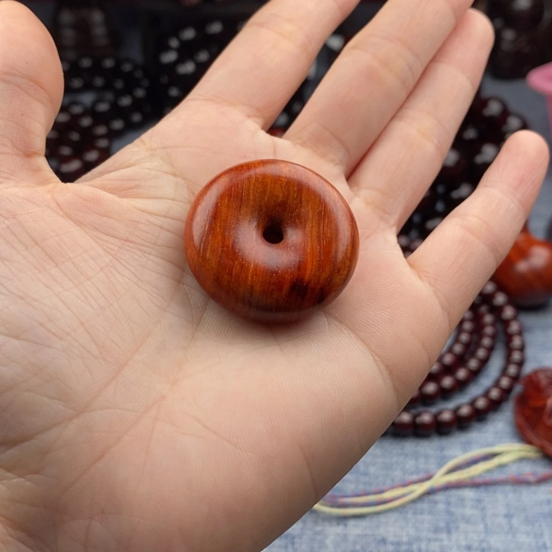 檀香紫檀（小叶紫檀）吊坠平安扣