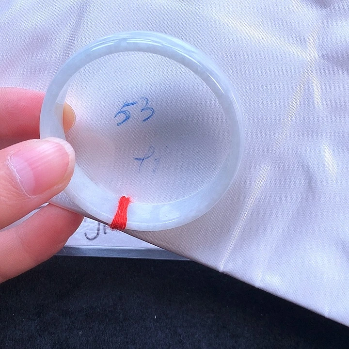 翡翠未镶嵌手镯53