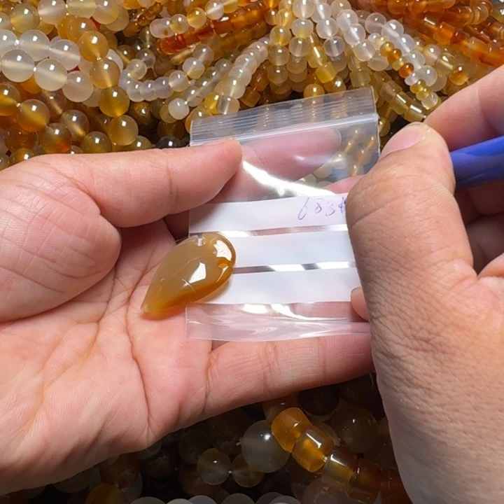 玛瑙/玉髓颈饰未镶嵌幸****行683