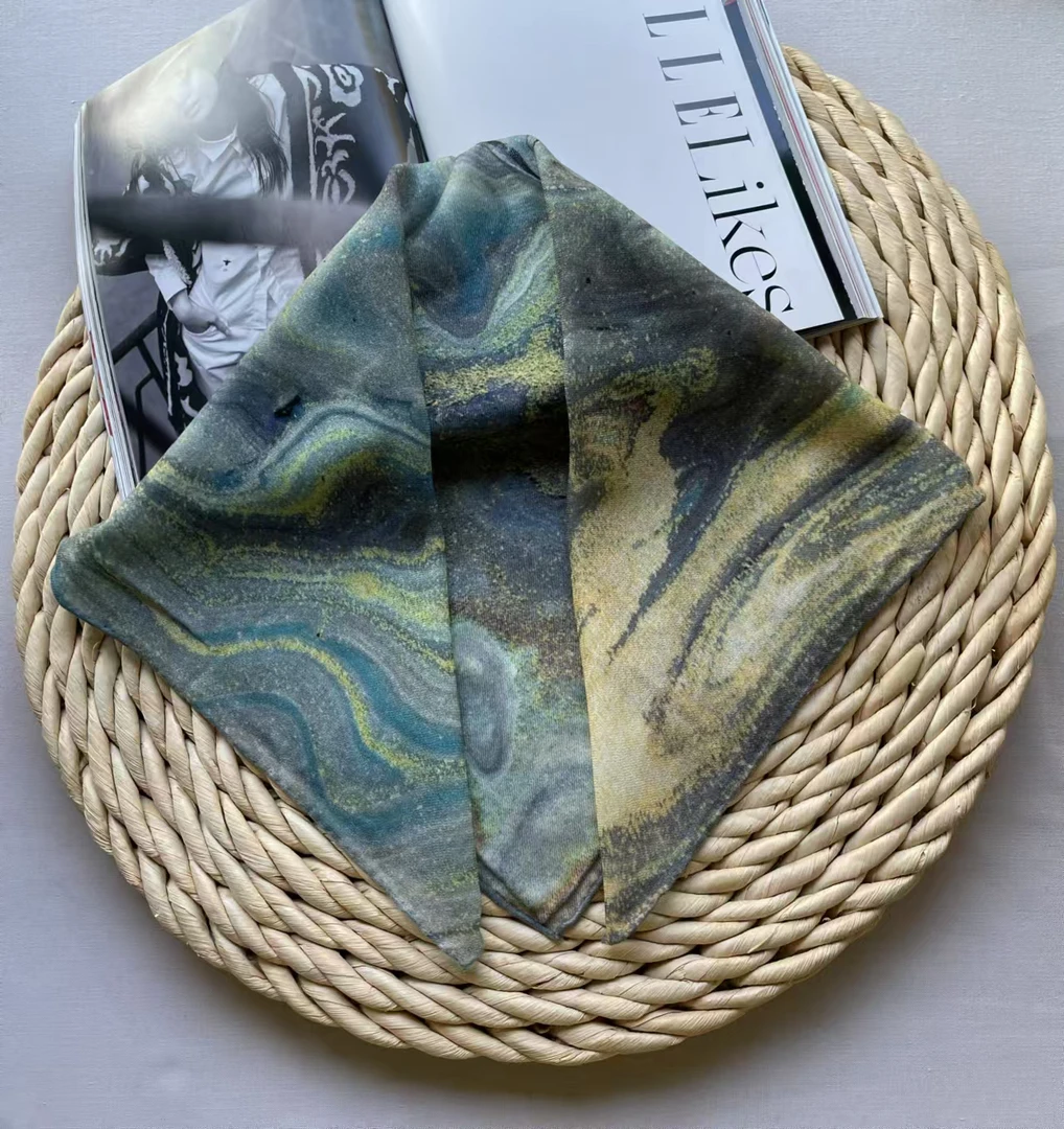 65尺寸 水溶羊毛高货中方巾 轻薄柔软 手工卷边方巾