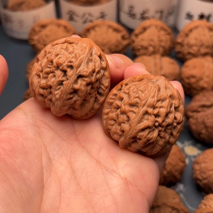 吊坠文玩核桃37红锦鲤