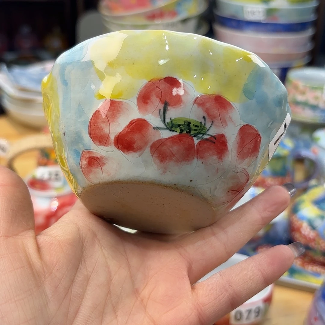 瓷片在干嘛我也在洗头发