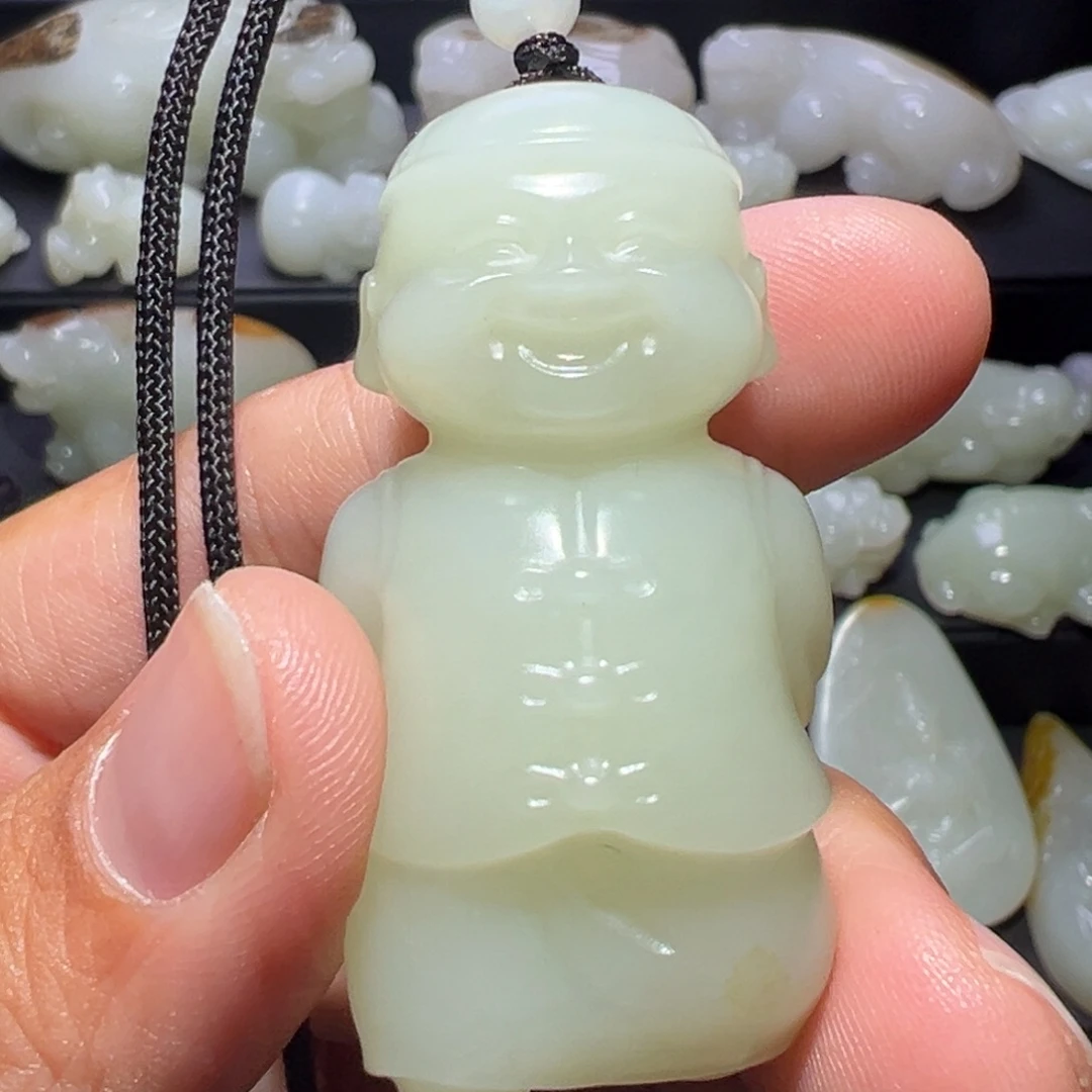 -***-和田玉未镶嵌颈饰