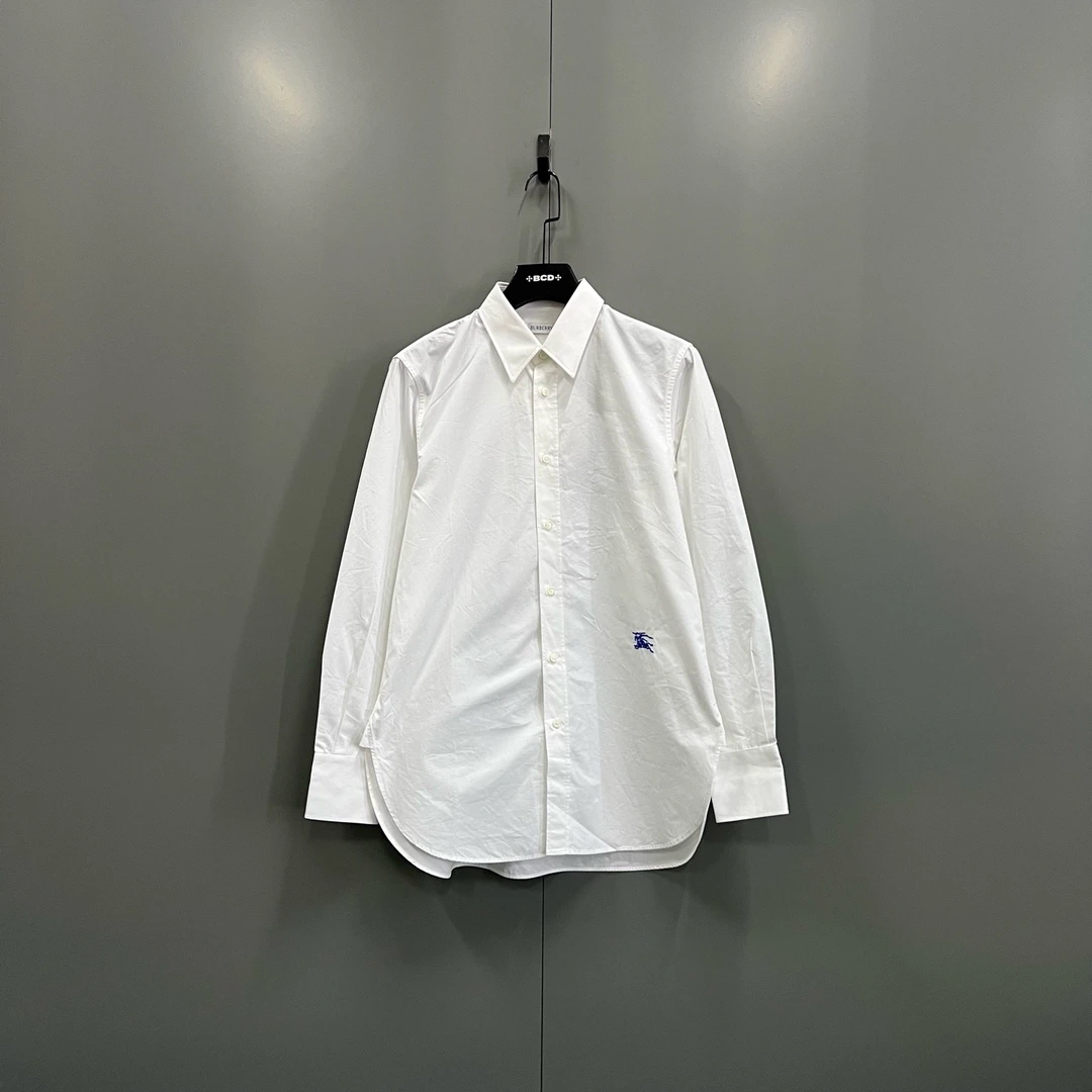 未使用 BURBERRY/博柏利 zz53 白色小马刺绣衬衫 38码/017895