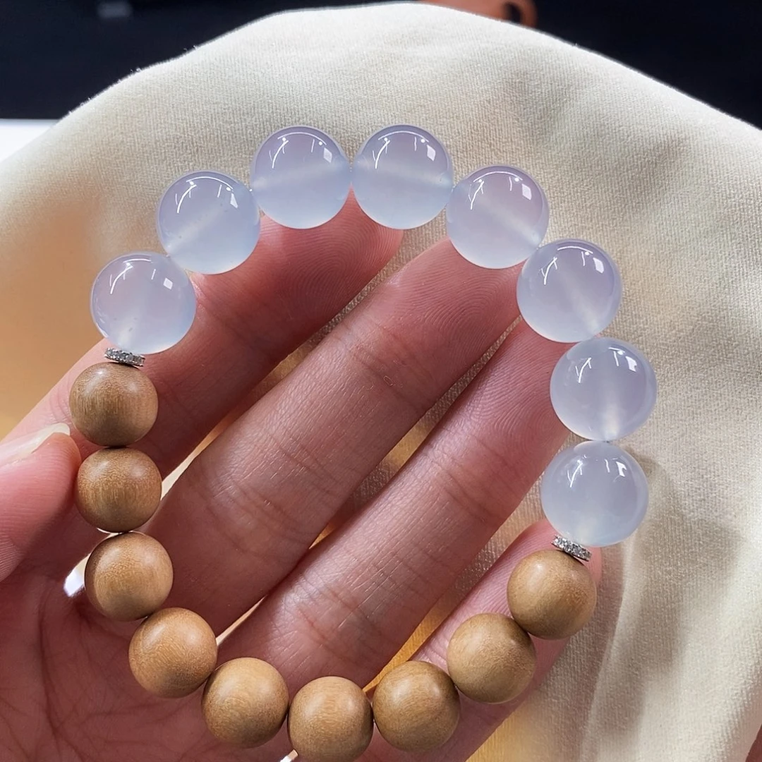 颈饰未镶嵌翡翠手串