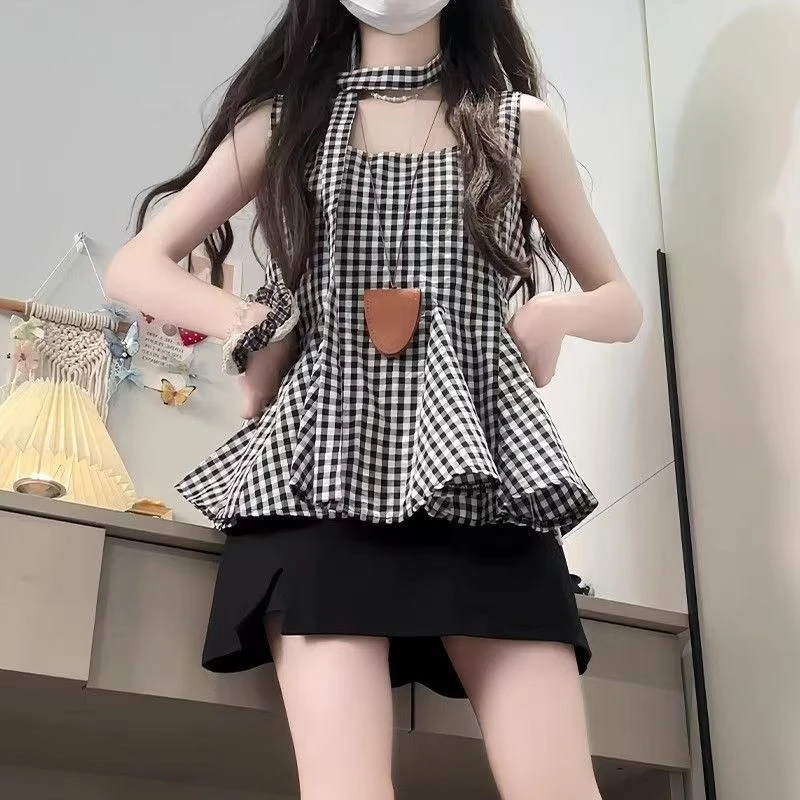 时尚套装韩版气质时尚显瘦洋气外穿上衣短款百搭格子无袖格子兜兜