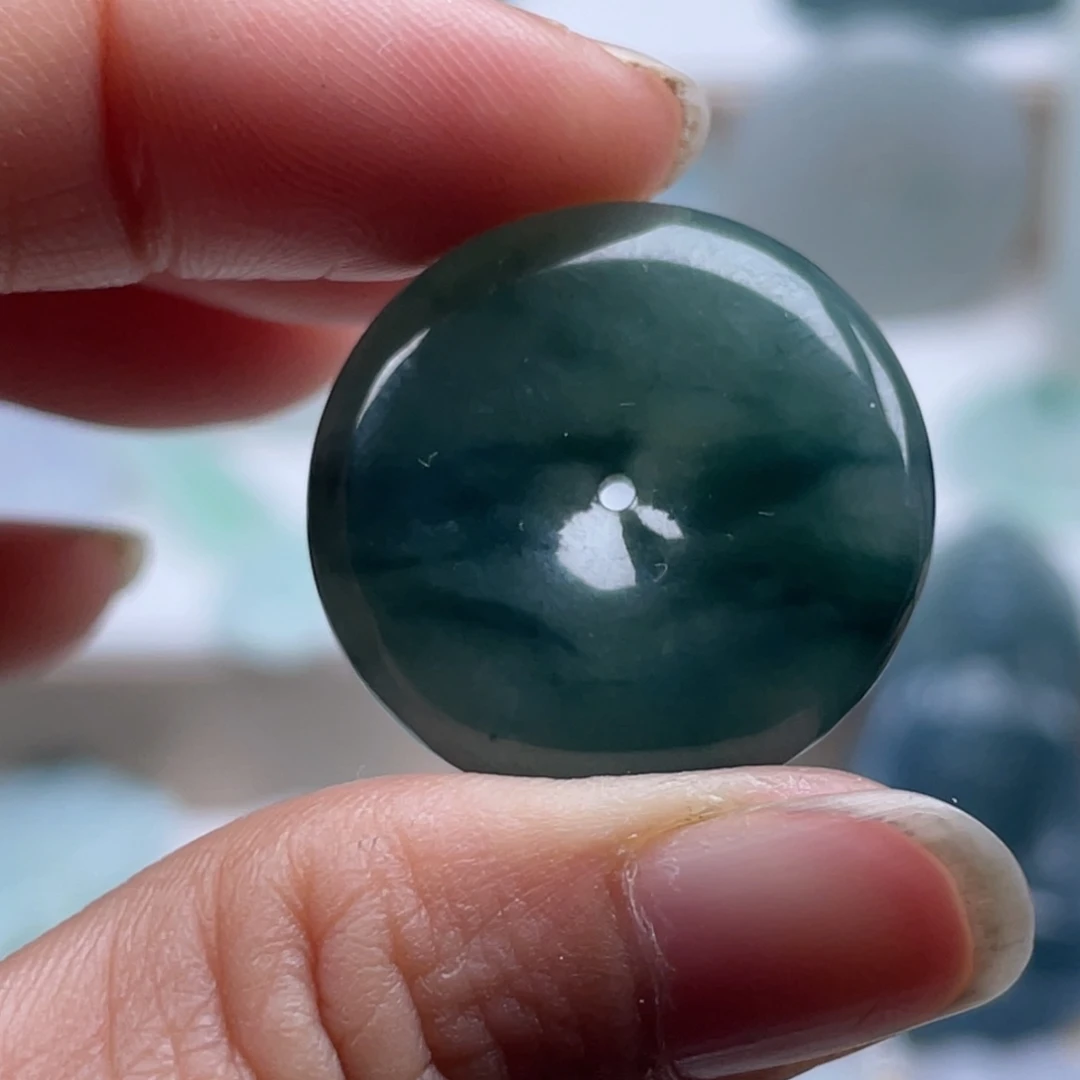 翡翠未镶嵌颈饰天然翡翠