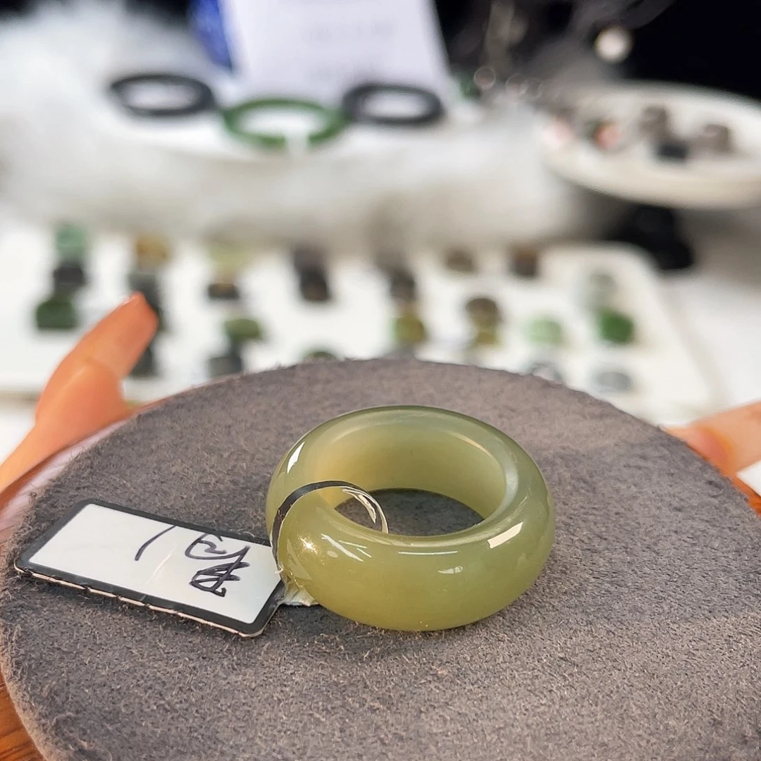 和田玉未镶嵌戒指c60湖水绿甜甜圈17.5