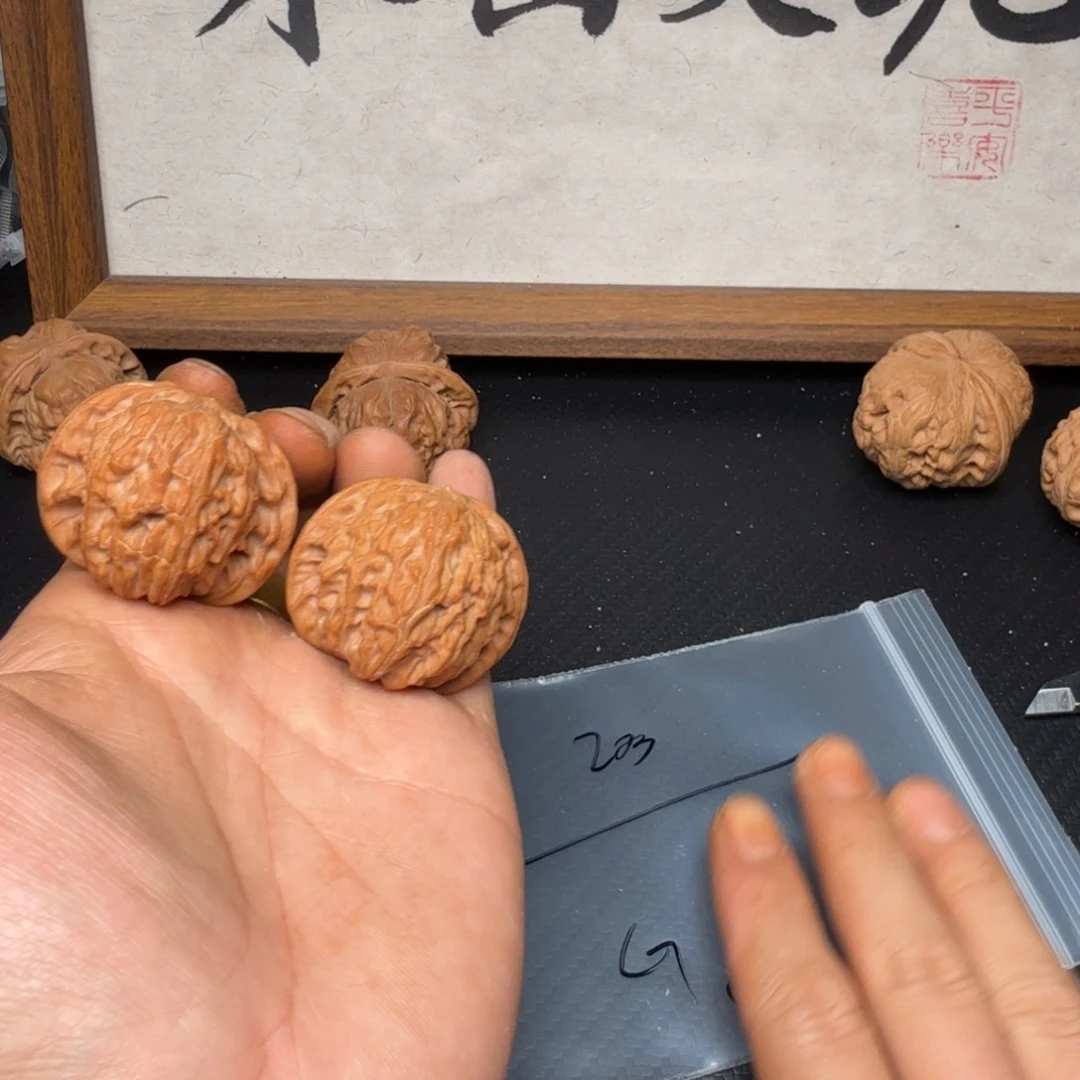 G***.文玩核桃吊坠40磨盘全品