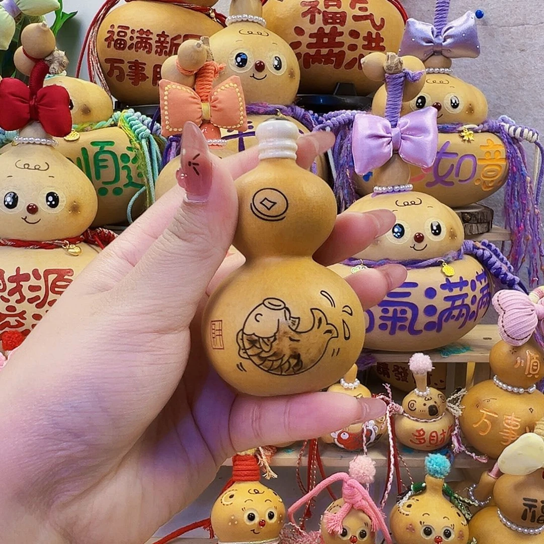 聚***彭哈哈你也太好啦哈喽吧啊笑而不涩吧